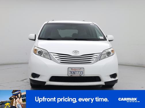 2016 Toyota Sienna LE