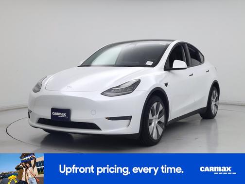 White 2023 Tesla Model Y Long Range