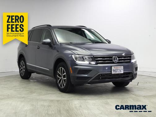 Gray 2020 Volkswagen Tiguan SE