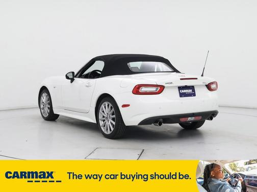 2019 FIAT 124 Spider Lusso