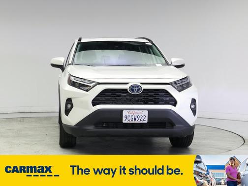 2022 Toyota RAV4 Hybrid XLE Premium