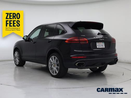 Black 2018 Porsche Cayenne Platinum