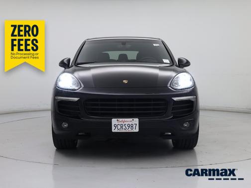 Black 2018 Porsche Cayenne Platinum