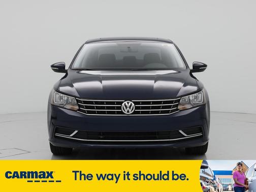 2018 Volkswagen Passat SE