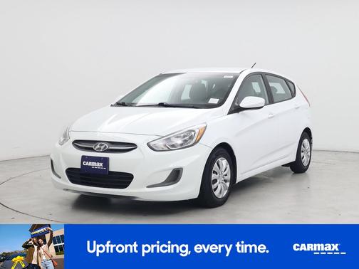 White 2017 Hyundai Accent SE