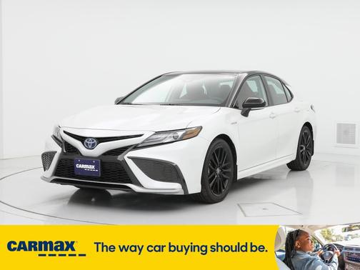 2021 Toyota Camry Hybrid XSE