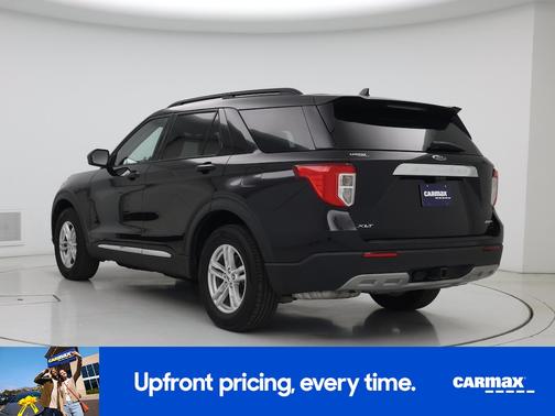 Black 2022 Ford Explorer XLT
