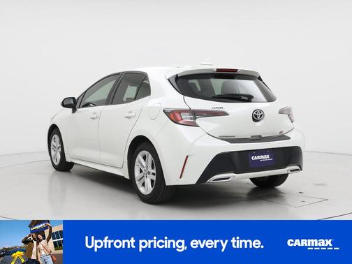 White 2019 Toyota Corolla Hatchback SE