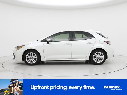 White 2019 Toyota Corolla Hatchback SE