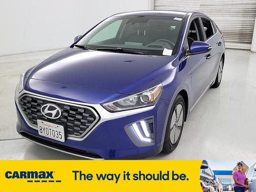 2022 Hyundai IONIQ Hybrid SE