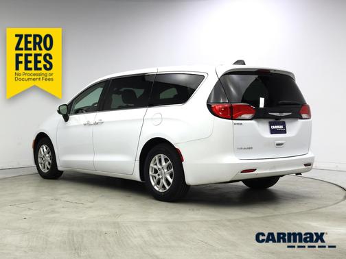 White 2022 Chrysler Voyager LX
