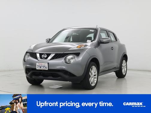 Gray 2016 Nissan Juke S