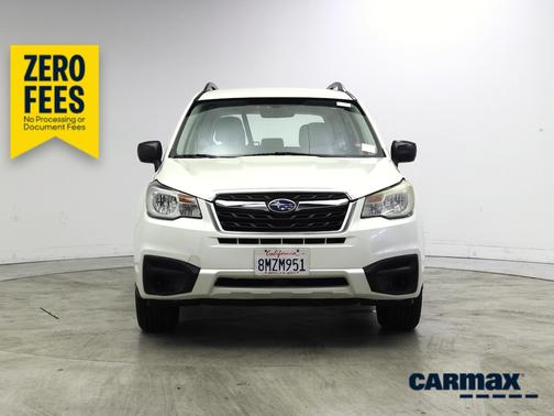 White 2017 Subaru Forester 2.5I