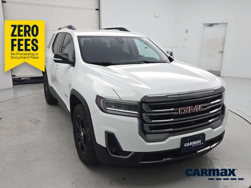 White 2023 GMC Acadia AT4