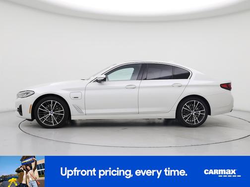 2022 BMW 530e 