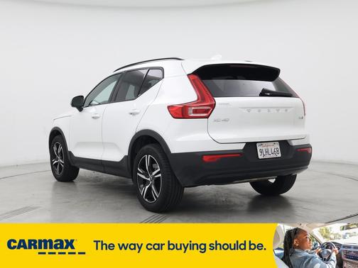 2024 Volvo XC40 B5 Core Bright Theme