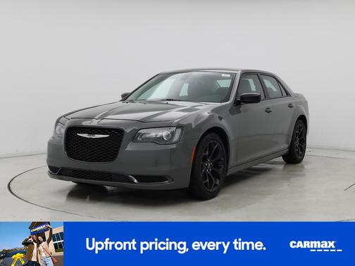 2019 Chrysler 300 Touring