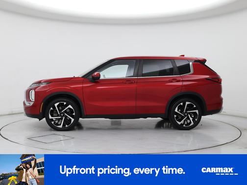 Red 2022 Mitsubishi Outlander SE