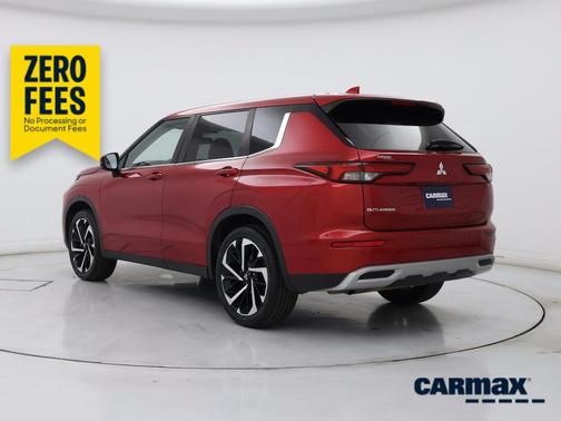 Red 2022 Mitsubishi Outlander SE