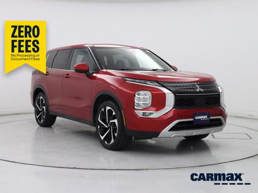 Red 2022 Mitsubishi Outlander SE