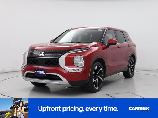 Red 2022 Mitsubishi Outlander SE
