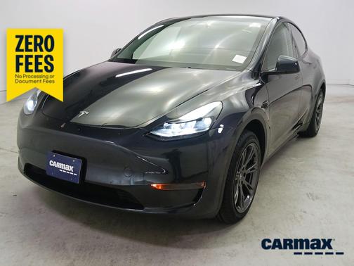 Gray 2025 Tesla Model Y Long Range