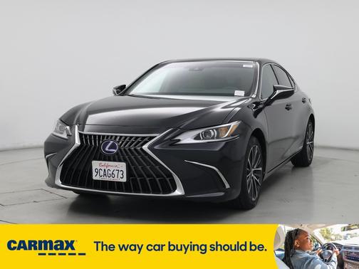 2022 Lexus ES 300h