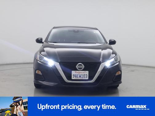 2022 Nissan Altima SV