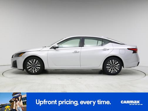 2023 Nissan Altima SV