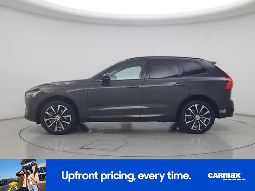 2023 Volvo XC60 Recharge Plug-In Hybrid T8 Plus Dark Theme