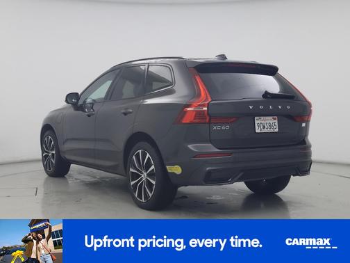 2023 Volvo XC60 Recharge Plug-In Hybrid T8 Plus Dark Theme