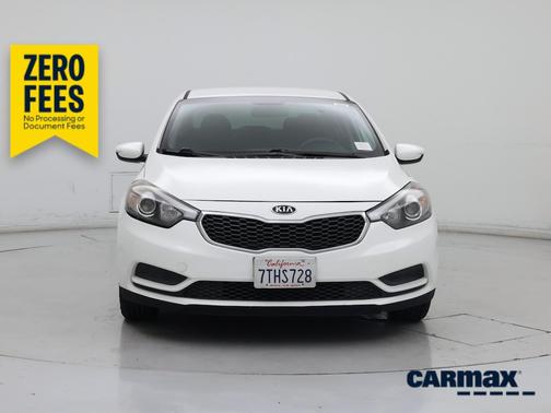 White 2016 Kia Forte LX