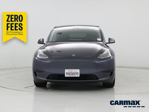 Gray 2023 Tesla Model Y Long Range
