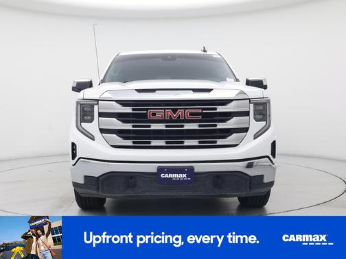 White 2023 GMC Sierra 1500 SLE