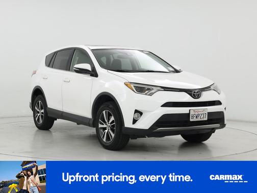 White 2018 Toyota RAV4 XLE
