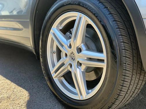 2017 Porsche Cayenne S