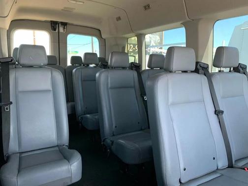 Oxford White 2019 Ford Transit-350 XL