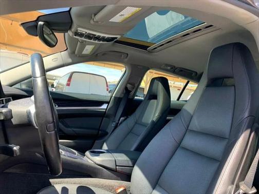 2014 Porsche Panamera 4