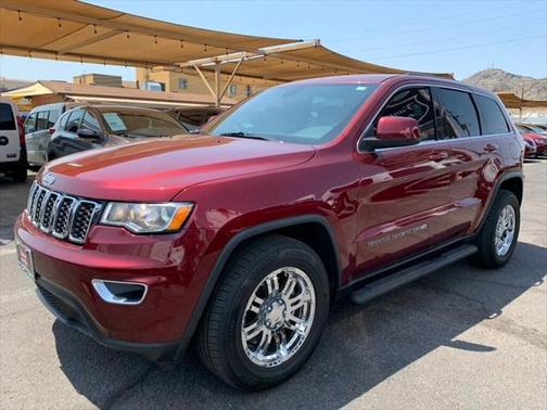 2022 Jeep Grand Cherokee Laredo