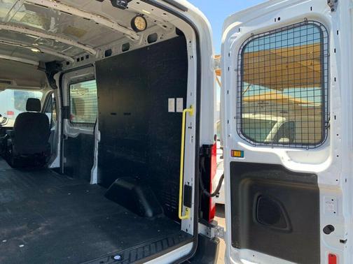 Oxford White 2015 Ford Transit-250 Base