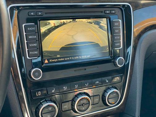 2014 Volkswagen Passat 2.0L TDI DSG SEL Premium