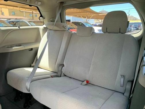 2013 Toyota Sienna LE