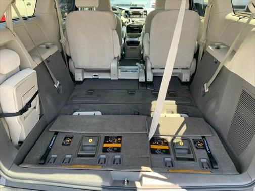 2013 Toyota Sienna LE