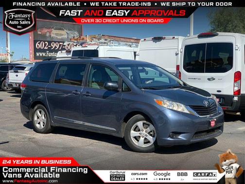 2013 Toyota Sienna LE