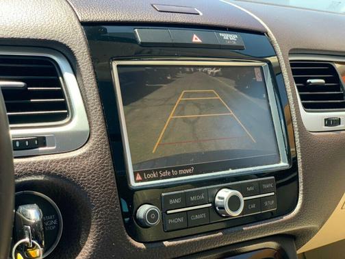 2014 Volkswagen Touareg TDI Lux