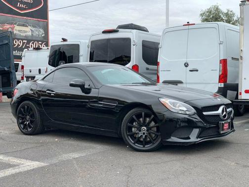 2017 Mercedes-Benz SLC 300 SLC 300 Roadster pano roof