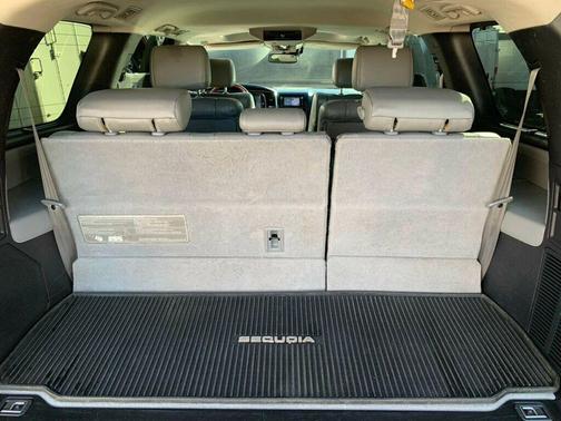 2018 Toyota Sequoia Platinum