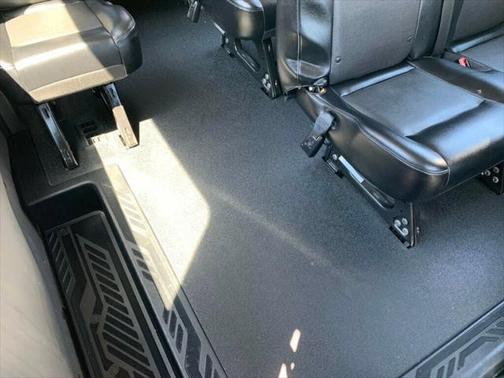 2020 Ford Transit-150 XL