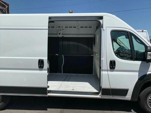 2024 RAM ProMaster 2500 Tradesman