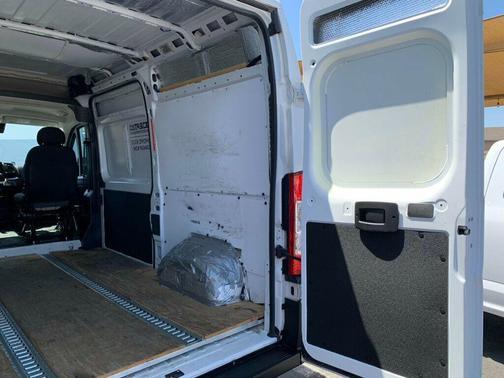 Bright White Clearcoat 2024 RAM ProMaster 1500 Base